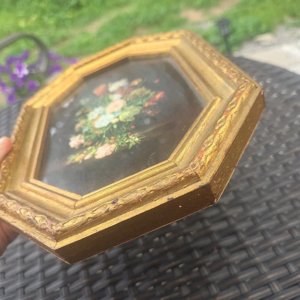 Vtg Florentine Italy Ornate Gold Wood Frame Octagon Glass Floral Print Cottage